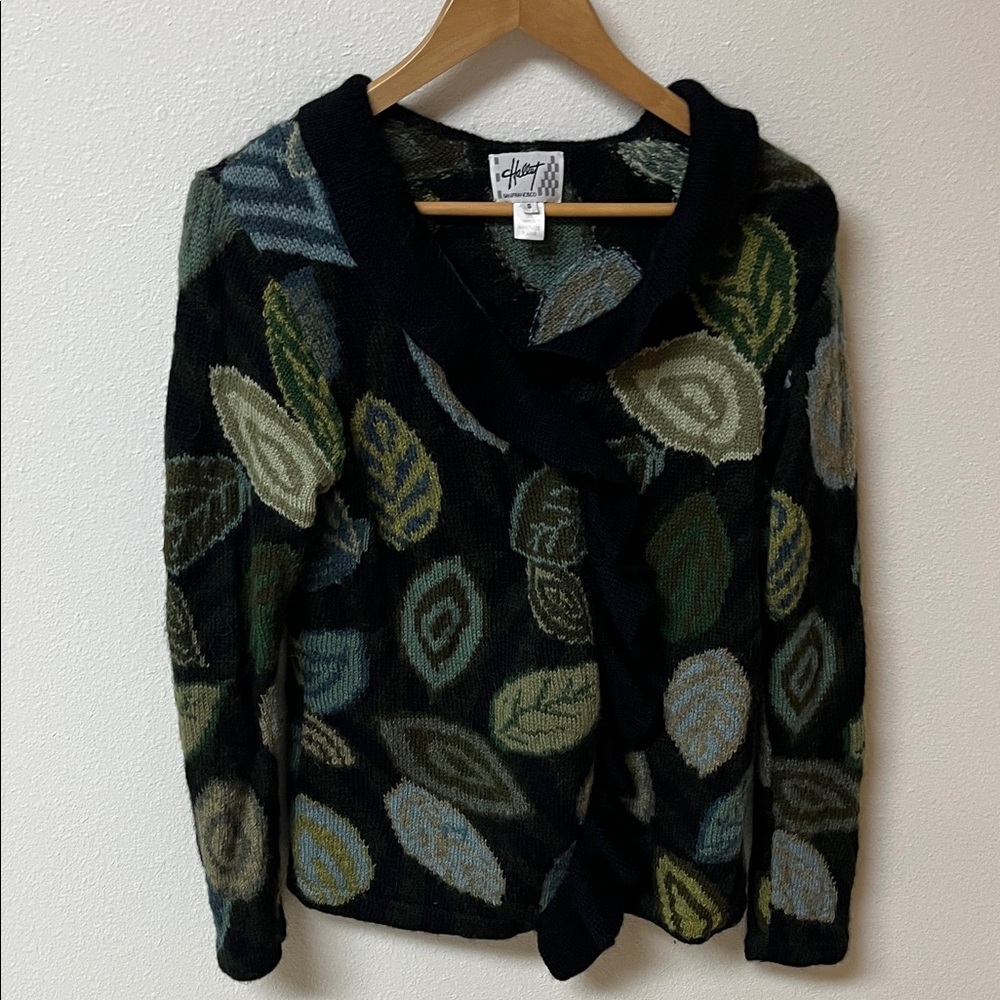 Vintage Hellet Leaf Patterned Sweater - 100% alpaca women’s size S